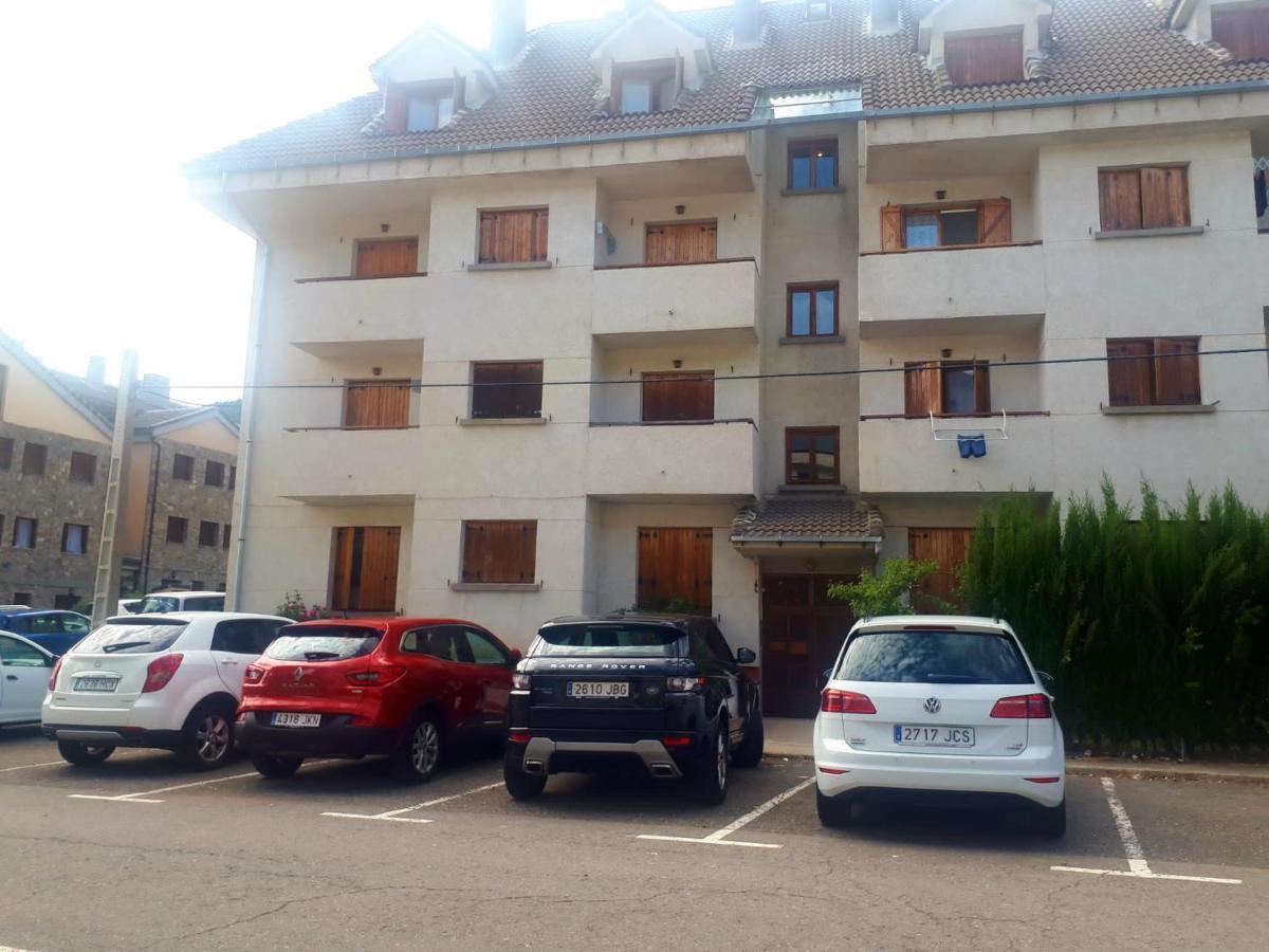 Cocolo Apartment *